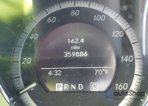 2010 Mercedes-Benz C 300 Luxury/Sport из США, поврежденный, VIN WDDGF5EB8AR086746